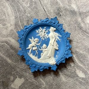 Vintage Ceramic Wedgewood Wall Plate Relief